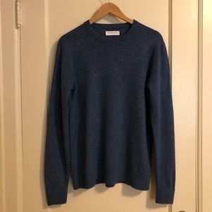 Cashmere blue long-sleeved crew-neck sweater